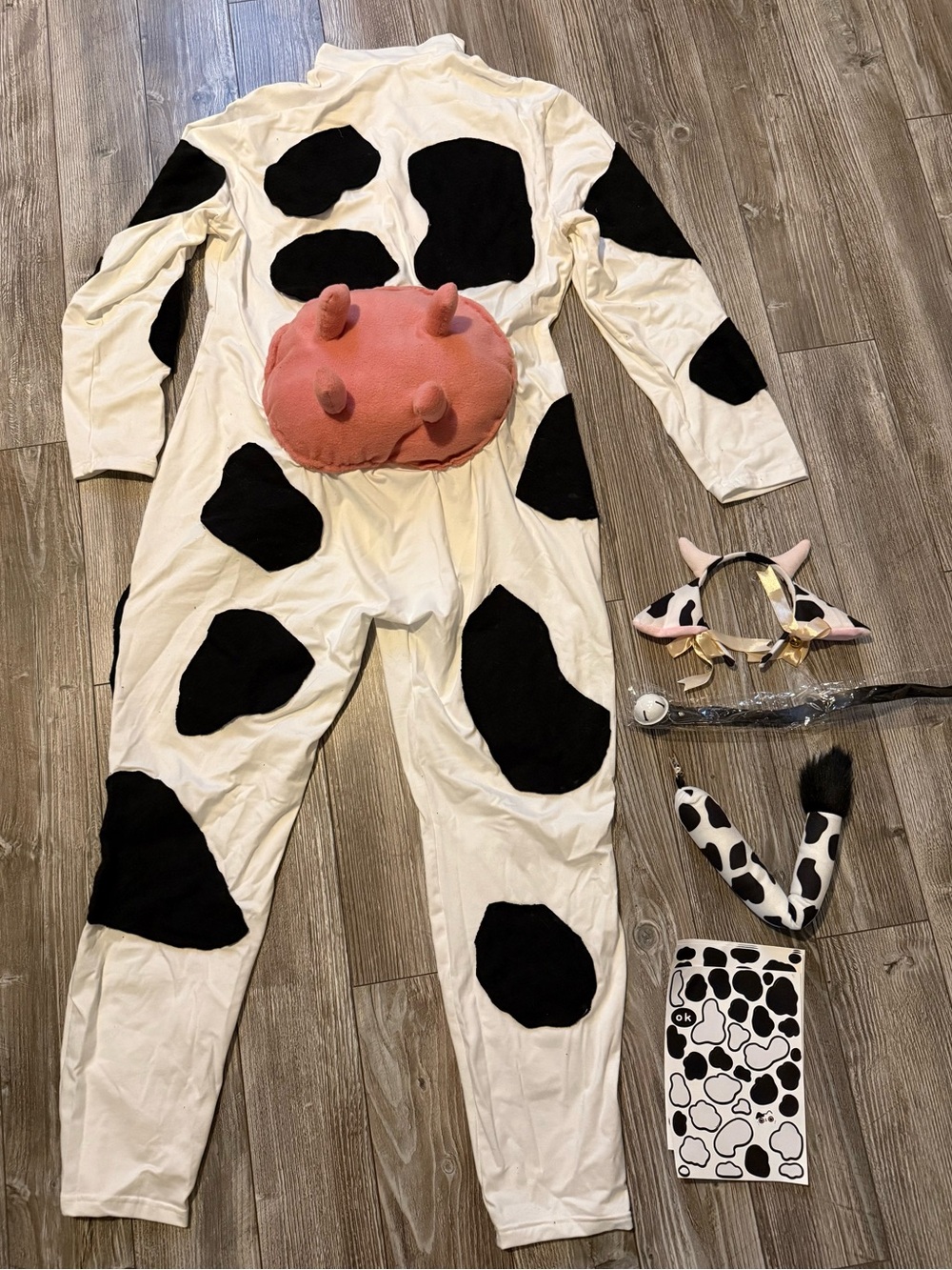HALLOWEEN | cow costume